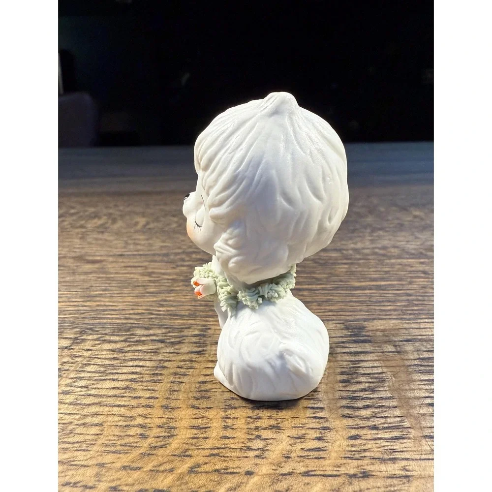 Vintage Ceramic Puppy Figurine – 1950s Japan‎ Dog with Floral Collar, 2.5